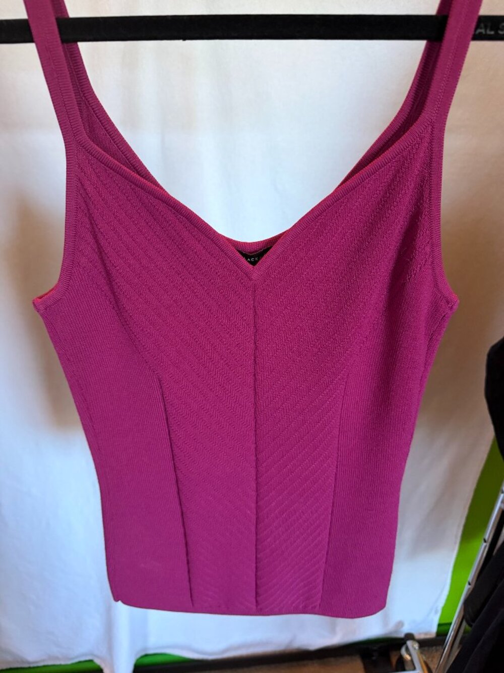 NWT White House Black Market Midnight Orchid Sleeveless V Neck Tank Size S